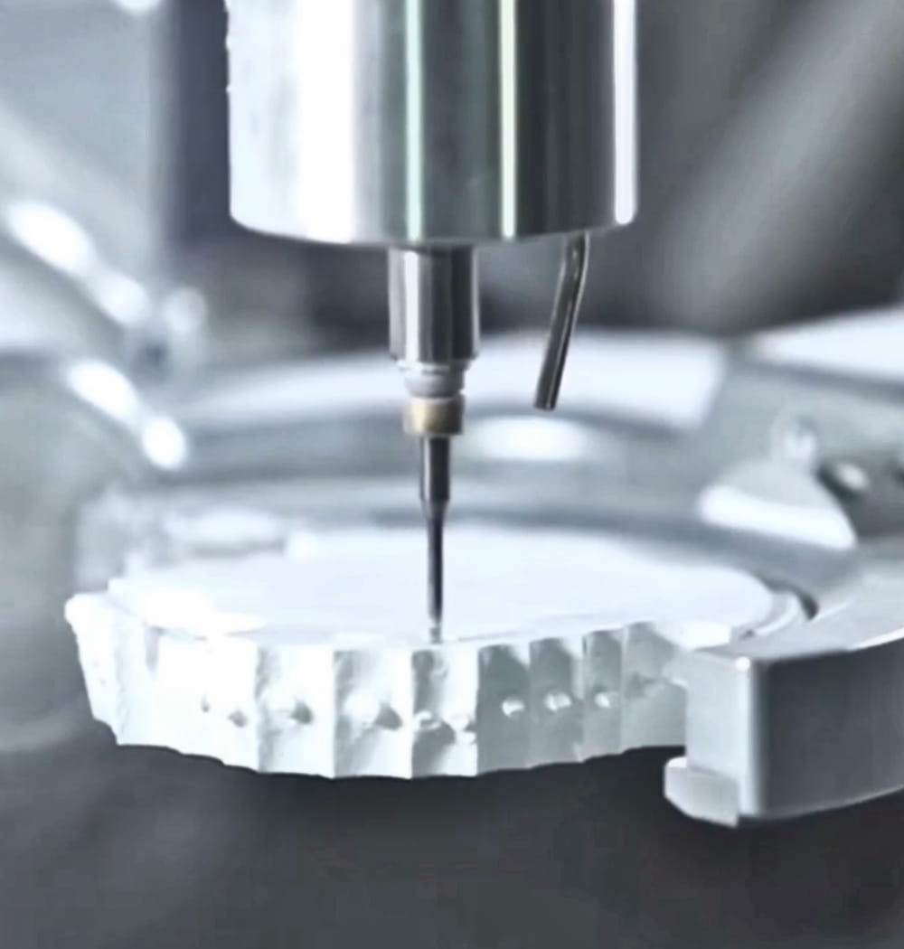 Best Zirconia Milling Burs: How to Mill Without Chipping (Buying Guide)